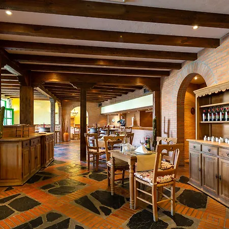 Курортний комплекс Livvo Volcan Lanzarote 5*