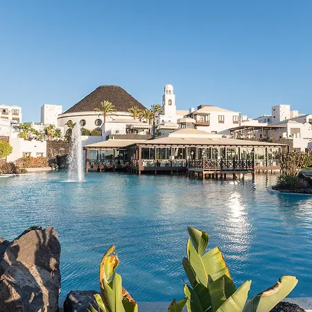Livvo Volcan Lanzarote Üdülőközpont