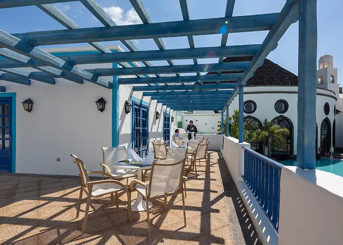 리조트 Livvo Volcan Lanzarote 5*