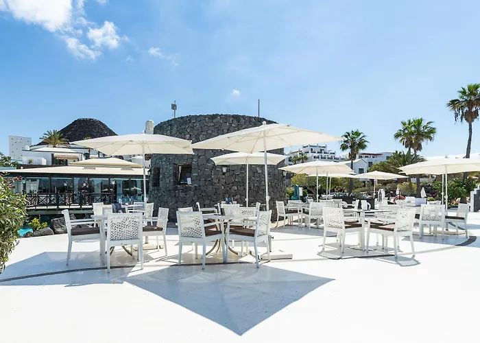 Livvo Volcan Lanzarote 5* 플라야블랑카