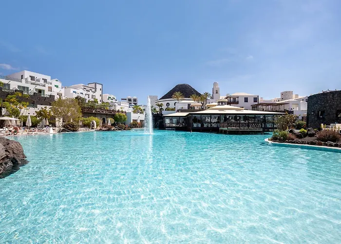 리조트 Livvo Volcan Lanzarote