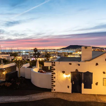 Livvo Volcan Lanzarote プラヤ・ブランカ