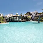 Livvo Volcan Lanzarote Resort 5*