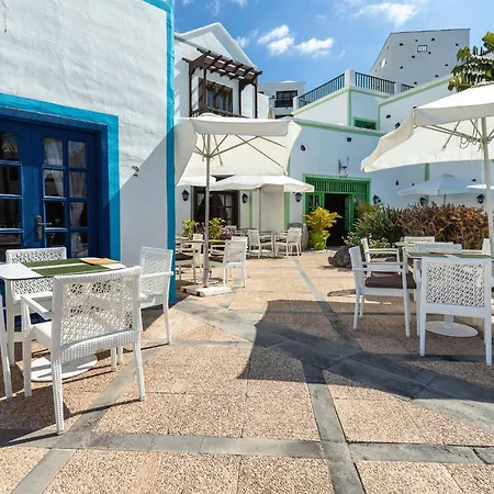 Livvo Volcan Lanzarote Resort 5*