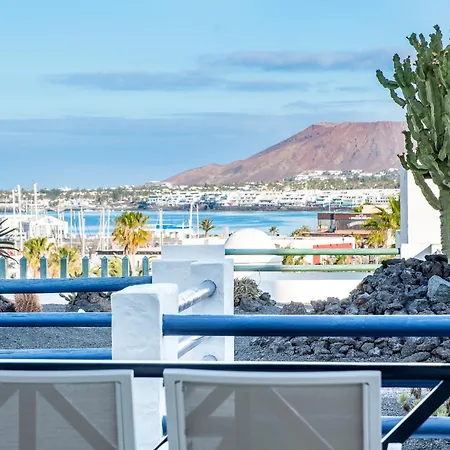 Üdülőközpont Livvo Volcan Lanzarote 5*