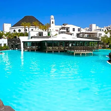 Livvo Volcan Lanzarote 5*
