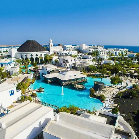 Feriested Livvo Volcan Lanzarote 5*