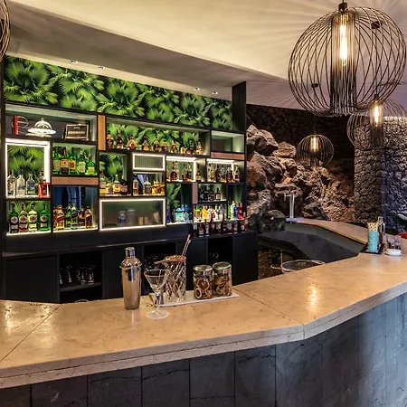 The Volcán Lanzarote Playa Blanca (Lanzarote)